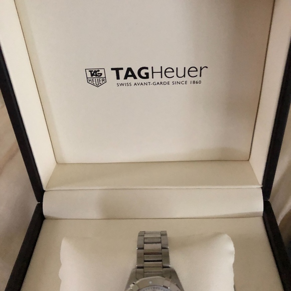 Authentic Tag Heuer Aquaracer MOP and Diamond Dial main image 7